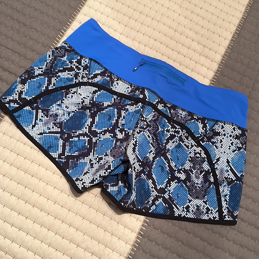 Lululemon Run Times Shorts - Picture 2 of 4
